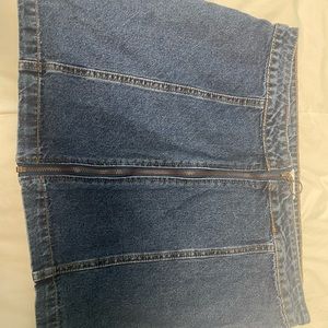 Dark blue forever 21 denim zip up skirt